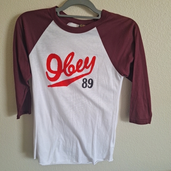 Obey xs baseball tee - Picture 2 of 3